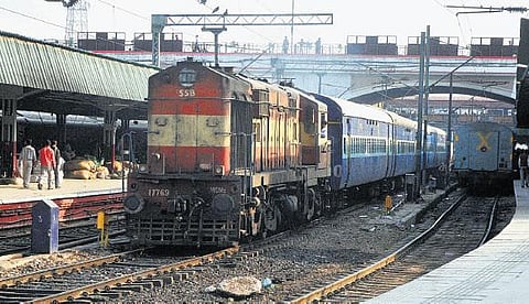 தொலைநோக்குப் பார்வையற்ற கனவு!