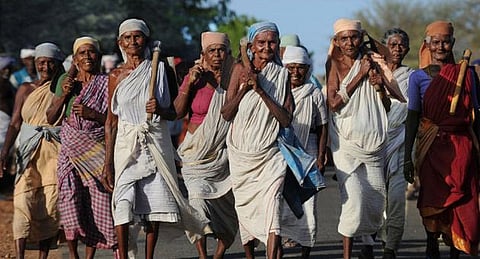 100 நாள் வேலைத் திட்டத்துக்கு ரூ.34,699 கோடி; சிறு தொழிலுக்கு ரூ.20,000 கோடியில் முத்ரா வங்கிகள் அறிமுகம்