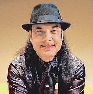 இந்திய யோகா குரு மீது 6-வது பாலியல் வழக்கு﻿: அமெரிக்க நீதிமன்றத்தில் முன்னாள் மாணவி தொடர்ந்தார்