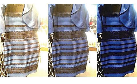 ஒரே உடை பல வண்ணங்கள்