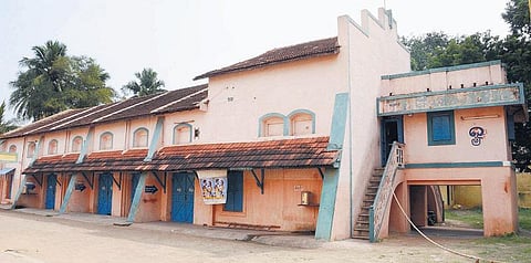 7 ரூபாய்க்கு  இன்னமும் சினிமா!﻿