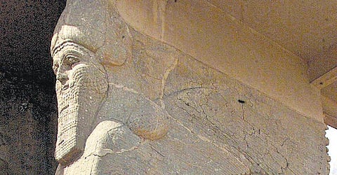 இராக்கில் 2000 ஆண்டுகளுக்கு முந்தைய புராதன நகரம் அழிப்பு: ஐ.எஸ். தீவிரவாதிகள் அட்டூழியம்﻿﻿