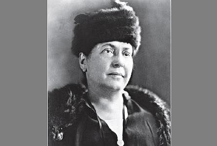 லில்லியன் வால்டு 10