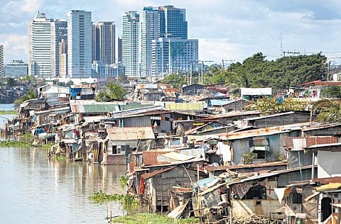 உலக மகா பணக்காரர்களை யார் பார்த்துக் கொள்வார்கள்?