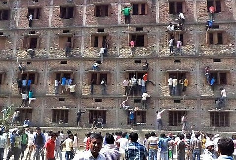 பிஹார் தேர்வு மோசடி: 1,000 பேர் சிறையில் அடைப்பு