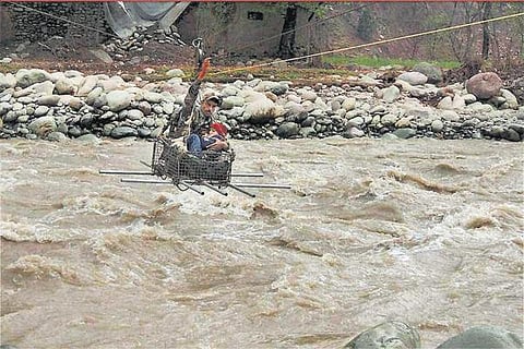 ஜம்மு-காஷ்மீரில் மீண்டும் மழை பெய்யும்﻿: வானிலை ஆய்வு மையம் எச்சரிக்கை﻿