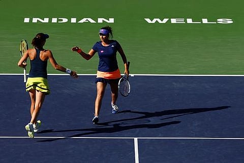 மியாமி டென்னிஸ்: அரையிறுதியில் சானியா-ஹிங்கிஸ் ஜோடி