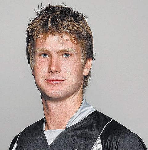 ஐபிஎல்: நீஷம், கிறிஸ் லின் விலகல்﻿