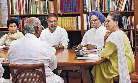 அம்பேத்கரின் 125-வது பிறந்த நாளை ஆண்டு முழுவதும் கொண்டாட காங். திட்டம்