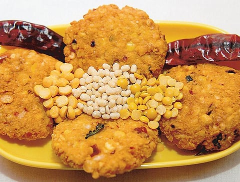 முப்பருப்பு வடை