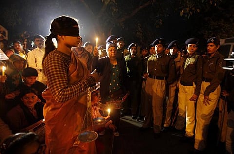 தைரியமாக குழந்தை பெற்றுக்கொள்ளுங்கள்: பலாத்காரத்துக்கு ஆளான பெண்ணுக்கு﻿﻿ நீதிமன்றம் அறிவுரை