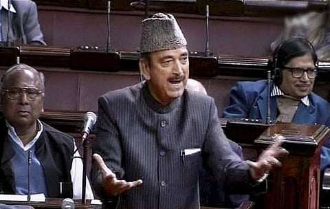 விவசாயி தற்கொலை விவகாரத்தில் பிரதமர் விளக்கம் அளிக்க வேண்டும்: குலாம் நபி ஆசாத்