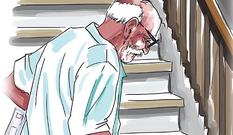 ஓய்வுபெற்ற அரசு ஊழியர்கள் மலையேற்ற வீரர்களா?