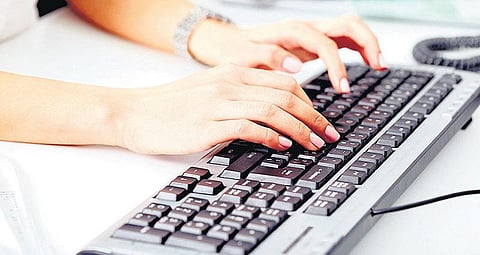 பொதுவான தமிழ் எழுத்துரு தேடி..﻿