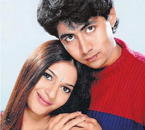 கோணங்கள் - 27: ஏகபோகம் ராஜயோகம்﻿