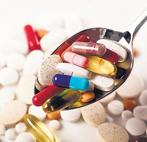 அலோபதி, சித்த மருந்துகளைச்  சேர்த்துச் சாப்பிடலாமா?﻿