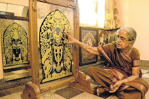 மங்கிய பார்வை மங்காத கலையார்வம்!