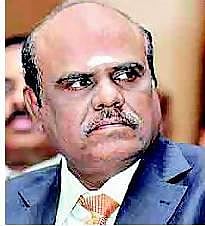 சிவில் நீதிபதிகள் தேர்வு: நீதிபதி கர்ணனின் உத்தரவுக்கு தடை கோரிய வழக்கு - உச்ச நீதிமன்றத்தில் இன்று விசாரணை