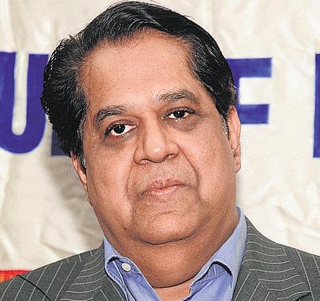 பிரிக்ஸ் வங்கித் தலைவராக கே.வி. காமத் நியமனம்﻿