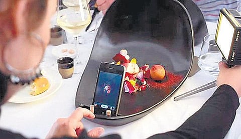 உலக மசாலா: சாப்பாடா, புகைப்படமா?