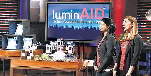 ஒளியூட்டும் மின்மினிகள்!﻿