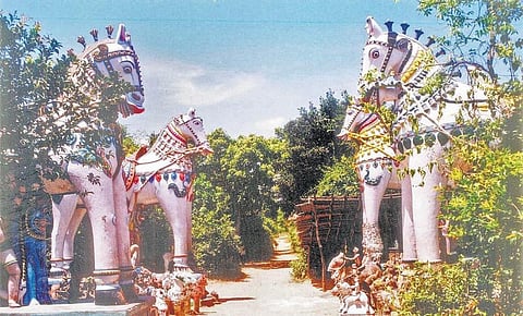 அழிவின் விளிம்பில் இயற்கையைப் போற்றிய கோயில் காடுகள்﻿