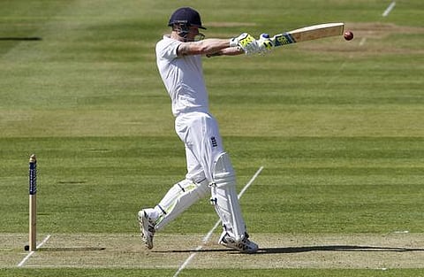 லார்ட்ஸ் டெஸ்ட்: 30/4-லிருந்து 389 ரன்கள் எடுத்து இங்கிலாந்து அபாரம்