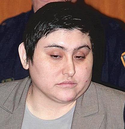 இந்தியரை ரயிலில் தள்ளிக் கொன்ற‌ அமெரிக்கப் பெண்ணுக்கு 24 ஆண்டு சிறை﻿﻿