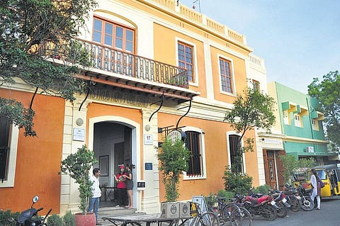 பாரம்பரியத்தைப் பாதுகாப்பவர்﻿