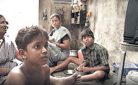 காக்கா முட்டை: முதல் நாள் முதல் பார்வை