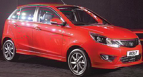 கார் விற்பனை 7% உயர்வு: பைக் விற்பனையில் தேக்கம்﻿