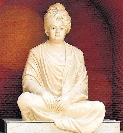 விவேகானந்தர் மொழி: கொள்வது கொடுப்பதற்கே