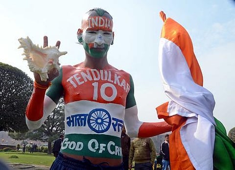 வங்கதேச ரசிகர்கள் தாக்கியதாக சச்சினின் தீவிர ரசிகர் புகார்