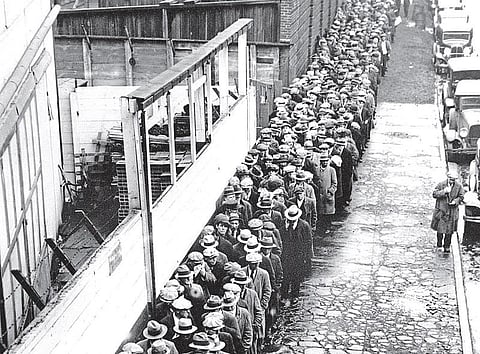 உலக பொருளாதார தேக்க நிலை: 1930-களில் என்ன நடந்தது?﻿