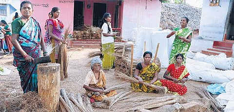 வானவில் பெண்கள்: வெற்றிக்கு வித்திட்ட விரல்கள்!