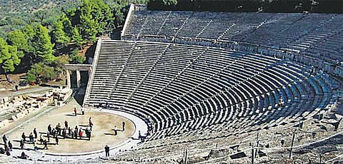 கிரீடத்தை இழக்கும் கிரீஸ் - 6﻿