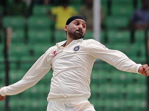 20 விக்கெட்டுகளை வீழ்த்த உங்கள் உதவி அவசியம்: ஹர்பஜனிடம் விராட் கோலி