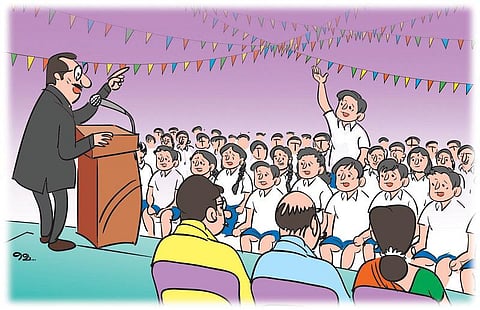 என்னைச் செதுக்கிய மாணவர்கள்: இட்லியால் இதிகாசம் படைத்த ஆறுமுகம்﻿