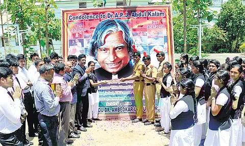 சென்னையில் பல்வேறு இடங்களில் கலாமுக்கு அஞ்சலி