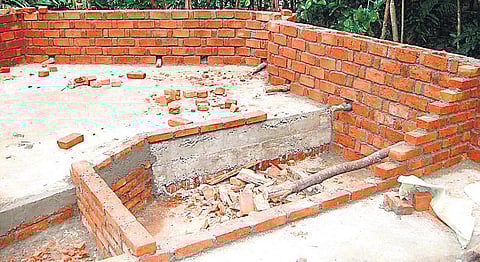 வீட்டைப் பார்த்துக் கட்டுவோம்﻿