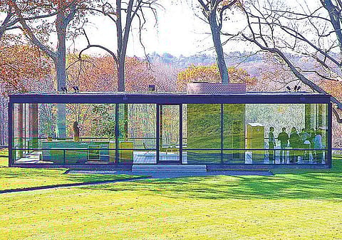 கண்ணாடி வீடு﻿