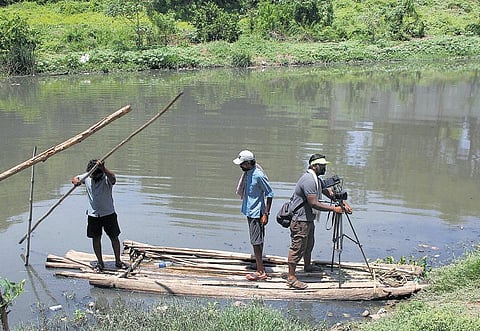 கூவம் என்ற நதியைத் தேடி...﻿