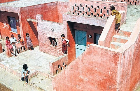 கட்டிடக்கலை என்பது மாற்றம் அடையும் உயிர் ஆற்றல்﻿