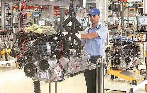 பிஎம்டபிள்யூ-வுக்கு உயிரூட்டும் ஃபோர்ஸ்!﻿