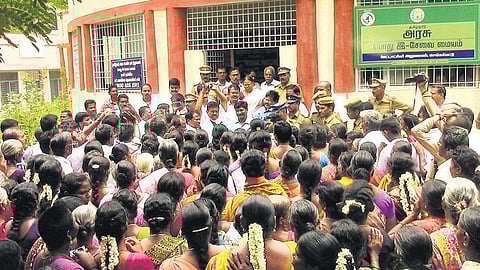 வேங்கடமங்கலத்தில் மக்கள் அவதி﻿: குப்பைக் கிடங்கை ஆய்வு செய்ய நடவடிக்கை﻿