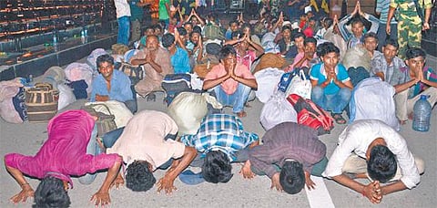 பாக். விடுவித்த 160﻿ இந்திய மீனவர்கள் நாடு திரும்பினர்﻿