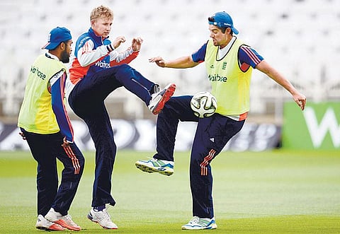 ஆஷஸ் 4-வது டெஸ்ட் இன்று தொடக்கம்: தொடரை வெல்ல இங்கிலாந்து தீவிரம்﻿