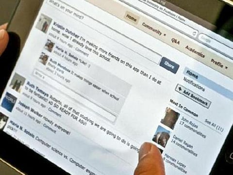 எச்சரிக்கை: ஃபேஸ்புக்கில் உங்கள் மொபைல் எண்ணை தந்திருக்கிறீர்களா?