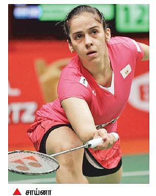 உலக பாட்மிண்டன்:  வெண்கலத்தை உறுதி செய்தார் சாய்னா