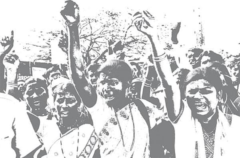 பெண் எனும் பகடைக்காய்: போராட்டம் முடிந்ததா?